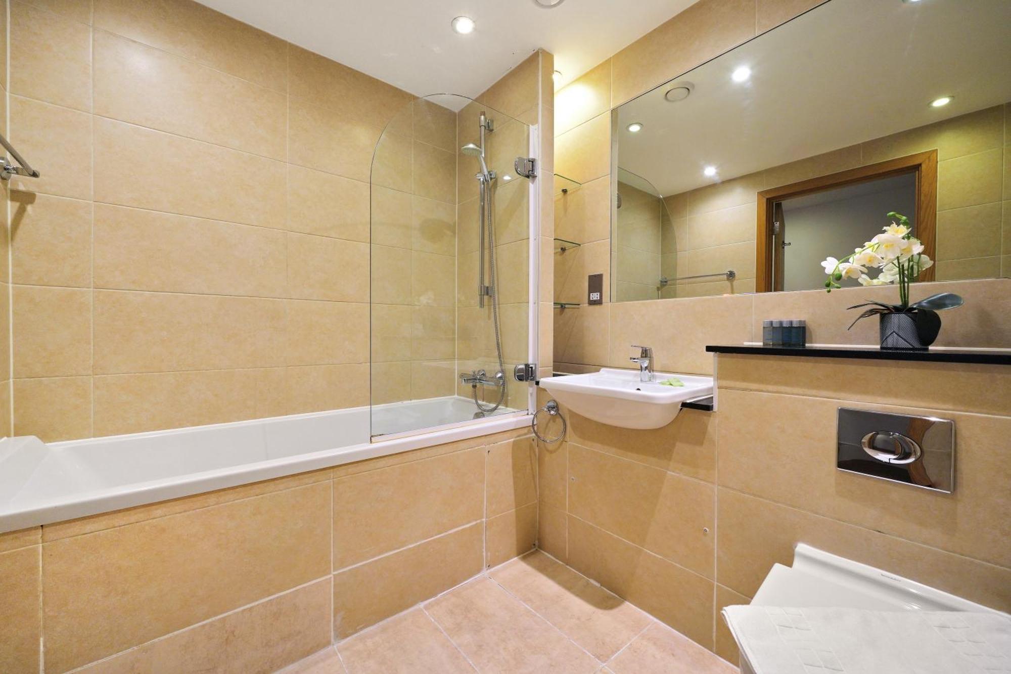Modern Apartments In Bayswater Central London Free Wifi & Aircon By City Stay Aparts London Exterior photo